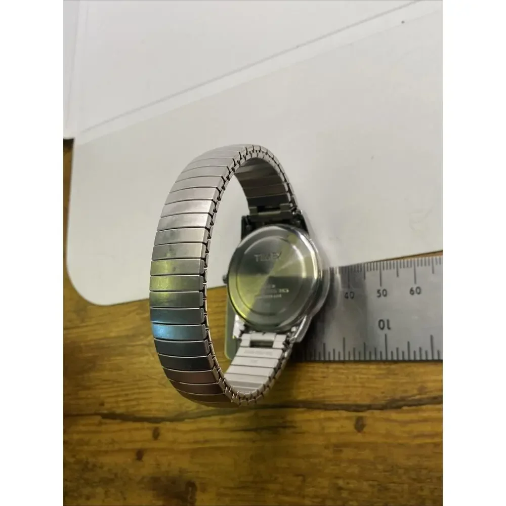 Timex Indiglo Mens Silver Stretch Watch Works New Battery